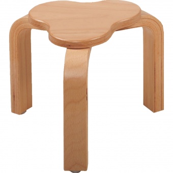 Kleeblatthocker, Gestell und Sitzfläche Buche massiv, stapelbar, Kunststoffgleiter 